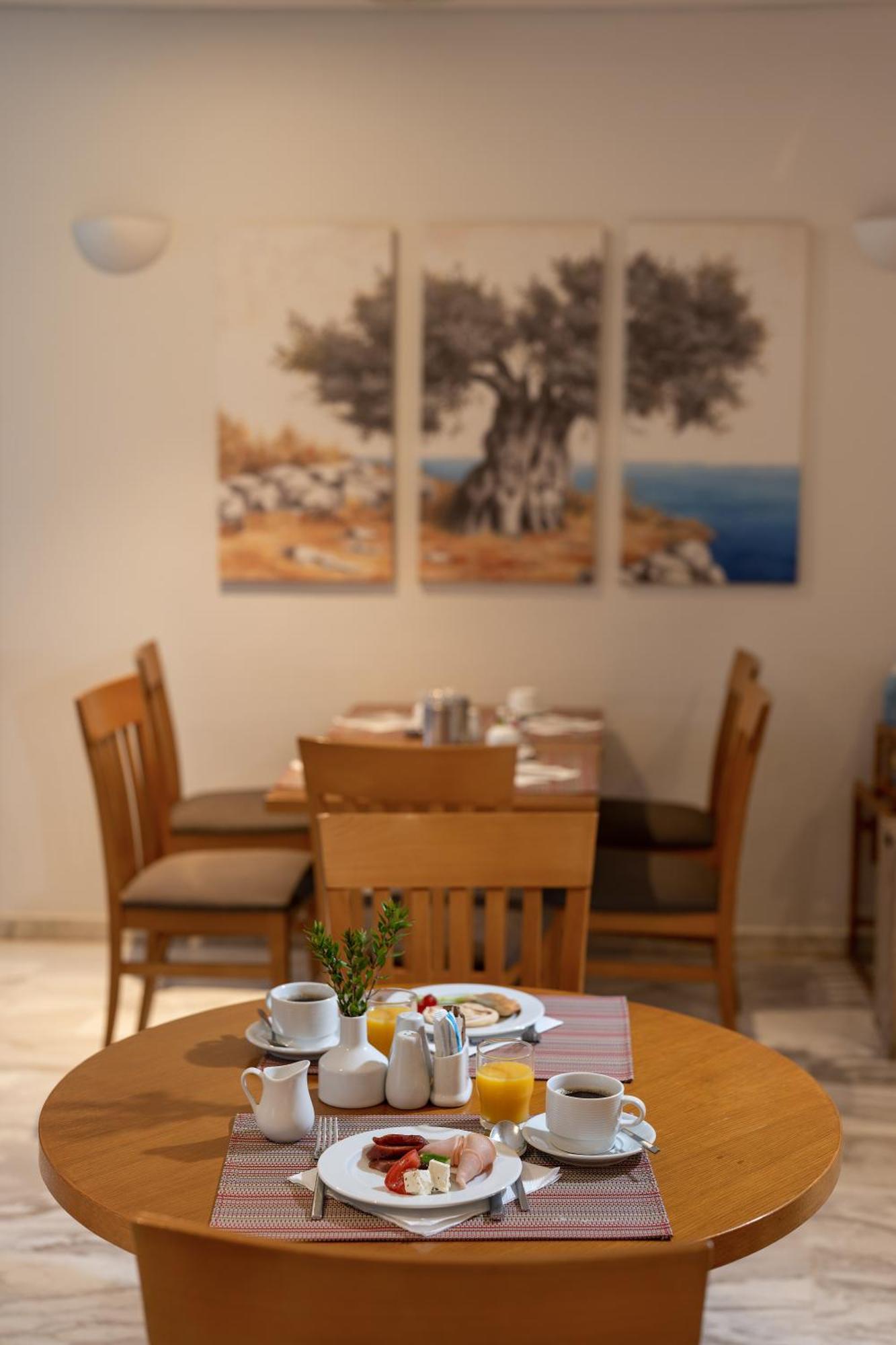 Minos Hotel Rethymno Exterior foto