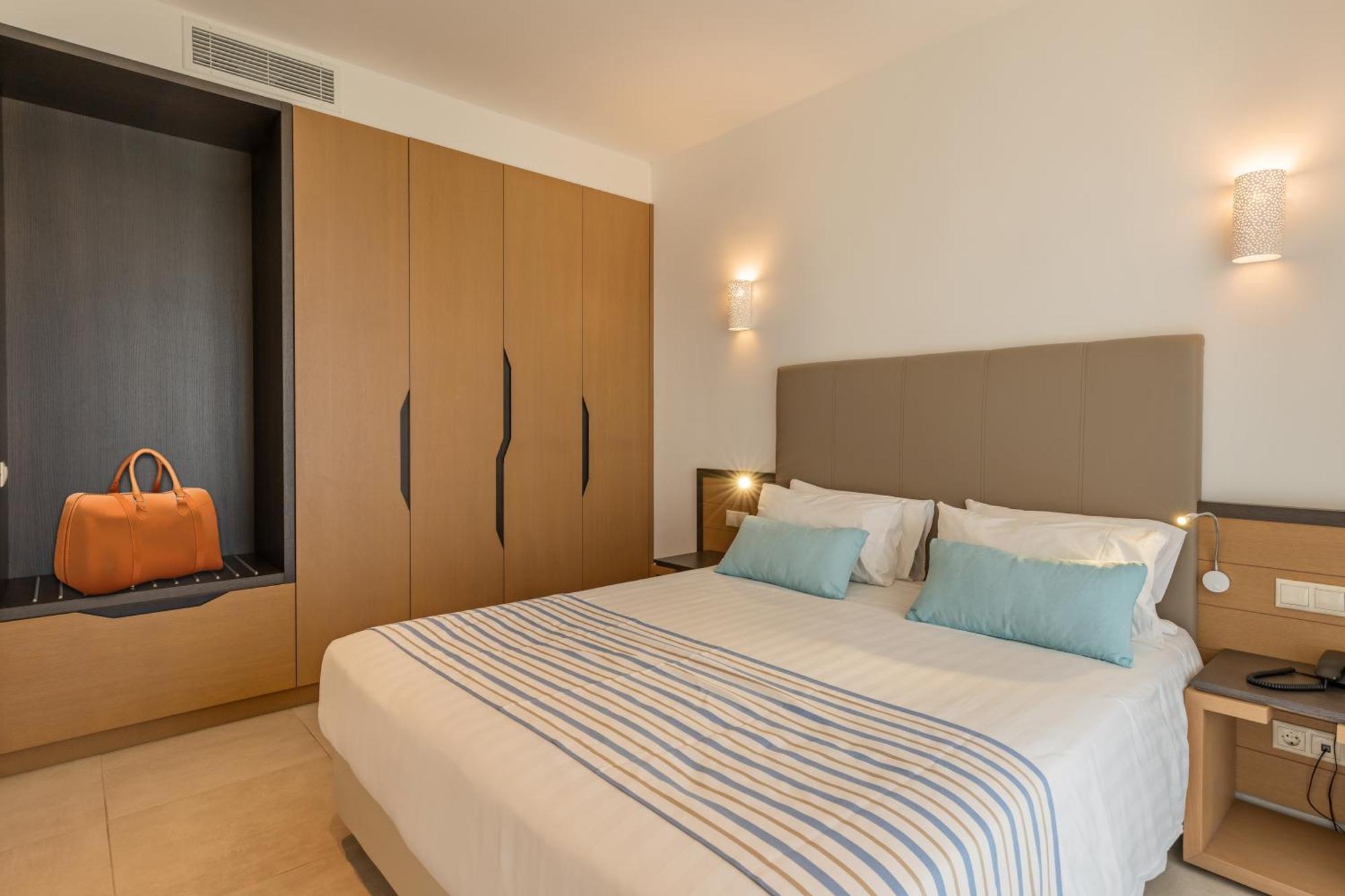 Minos Hotel Rethymno Exterior foto
